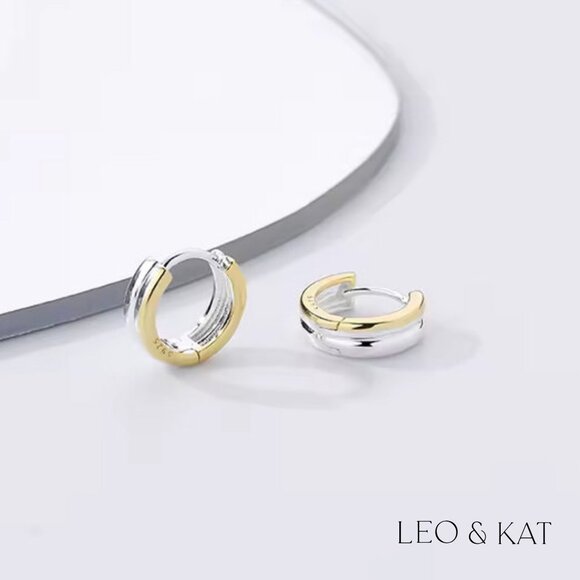 2 Tone Chunky Huggie Earrings. 925 Sterling Silver. #1100 - Picture 6 of 7